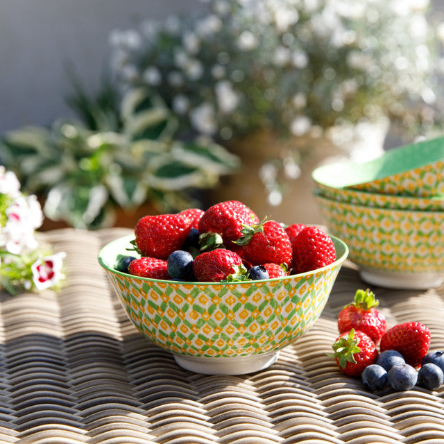 MIKASA NOODLE BOWL - GREEN GEOMETRIC